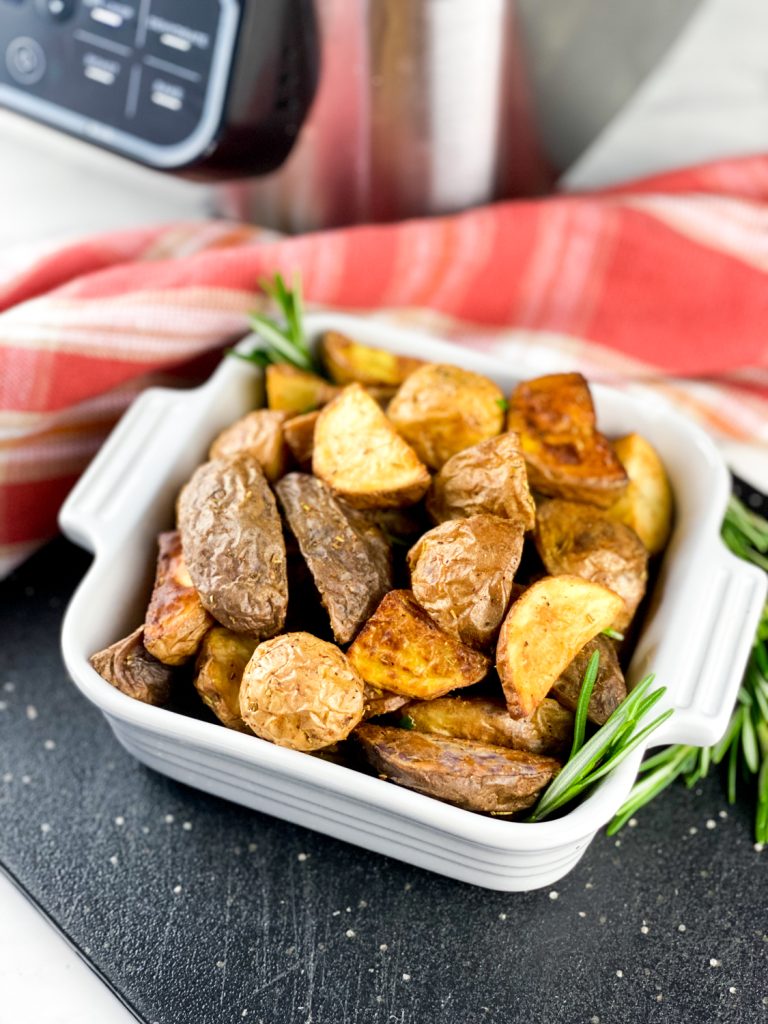 Roasted Rosemary Garlic Potatoes
