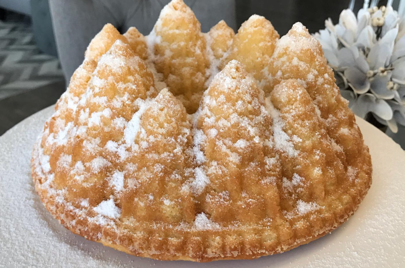 Delicious Keto Bundt Cake Recipe with Almond and Coconut Flour