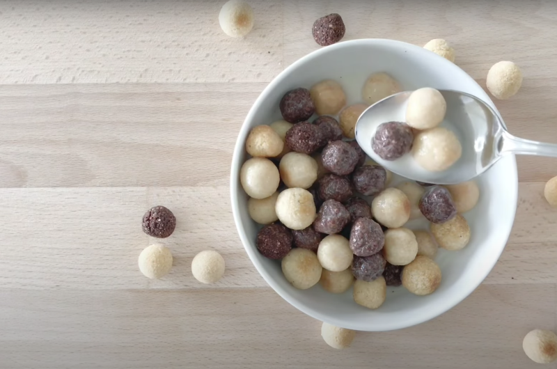 DIY Keto Cereal: Get that Slightly Sweet Crunchy Bliss