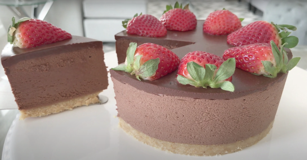 No Bake Keto Chocolate Mousse Cake
