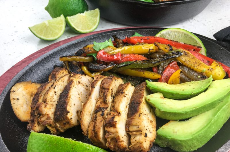 Sizzling Chicken Fajitas: A Flavorful Fiesta in Your Kitchen